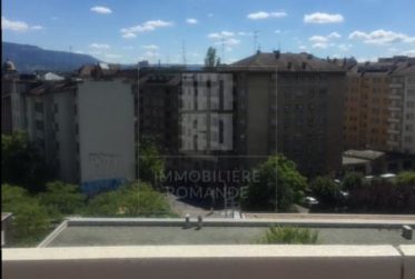 Saint-Jean : charmant studio meublé au 6ème étage