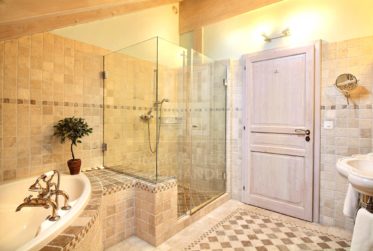 Ancienne ferme rénovée au coeur du village