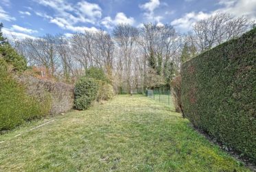 Maison contiguë au calme