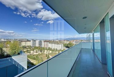 Lumineux 3.5 pièces au 6ème étage