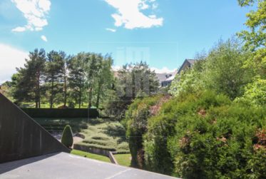 Lumineux duplex de 4,5 pièces au centre du village