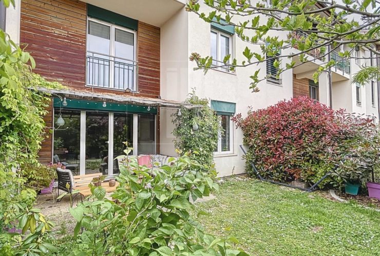 EXCLUSIVITE - Charmant appartement 5p duplex en rez-de-jardin