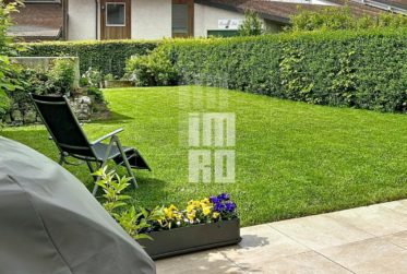 Charmant appartement meublé de 3 pièces en rez-de-jardin