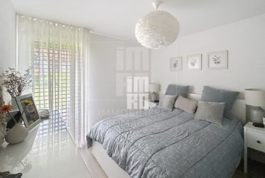 Charmant appartement meublé de 3 pièces en rez-de-jardin