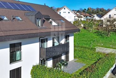 Agréable appartement de 3,5 pièces avec balcon à Yens