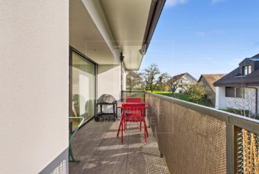 Agréable appartement de 3,5 pièces avec balcon à Yens