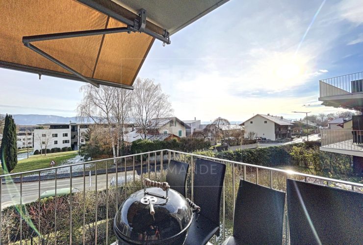 Appartement de 5 pièces au rez-de-chaussée avec jardin privatif