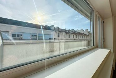 Magnifique appartement 2.5 pièces avec balcon-terrasse au cœur de Plainpalais