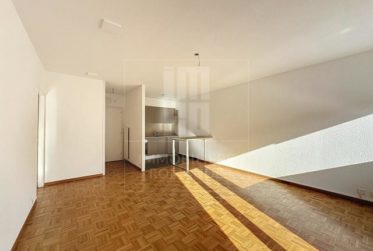 Magnifique appartement 2.5 pièces avec balcon-terrasse au cœur de Plainpalais