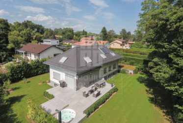 Villa d'exception dans un cadre privilégié aux portes de Genève