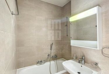 Magnifique appartement 2.5 pièces avec balcon-terrasse au cœur de Plainpalais