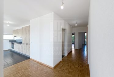 Appartement de 5 pièces au rez-de-chaussée avec jardin privatif