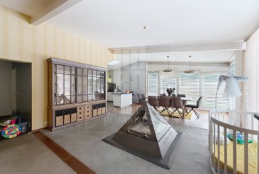 Villa individuelle de plain-pied avec piscine