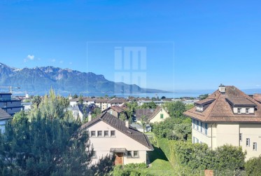 Appartement de 3 pièces avec magnifique vue sur le lac et les Alpes